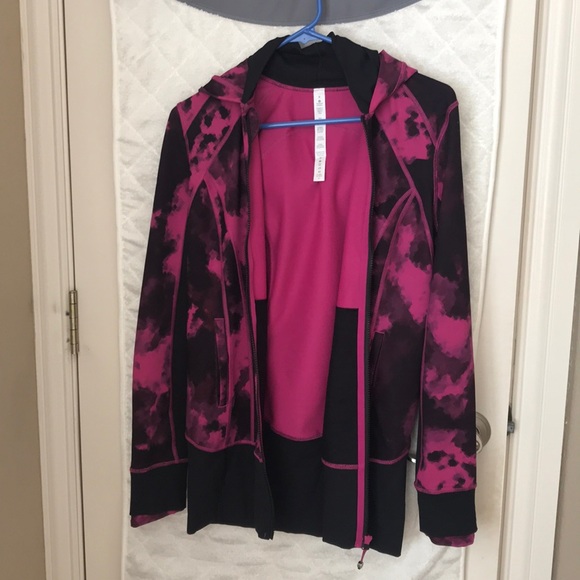 Lululemon jacket